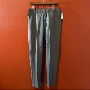 Van Heusen Men’s NWT Slim Fit Flat Front Melange Gray High Rise Dress Pants
